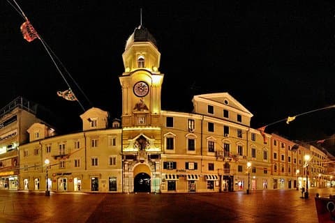 Private Tour from Zagreb to Rijeka via Plitvice Lakes