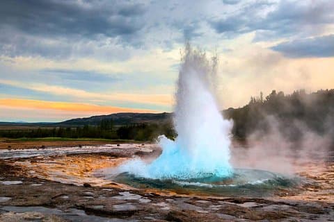 Giro turistico privato Golden Circle in una lussuosa Mercedes-Benz Classe V