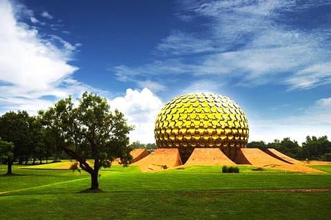 Chennai a Pondicherry 2 giorni di noleggio auto per visite turistiche locali