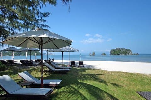 Tour Privato del Villaggio di Tanjung Rhu e Mangrovie, in Barca da Langkawi