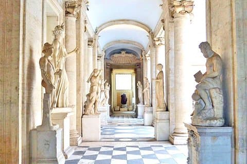 Percy Jackson et Ancient Myths tournée aux musées du Capitole avec Alessandra