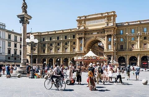 SOYEZ LE PREMIER : Visite à pied de Florence Early Bird & Galerie Accademia (David)