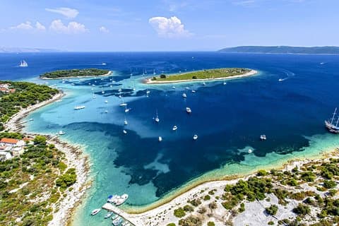 Spalato : Tour in barca di mezza giornata della Laguna Blu, Čiovo e Trogir