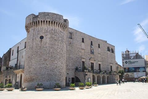 Conversano Private Tour: the history of ancient Norba