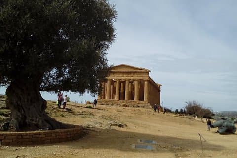 Walking Tour of Valley of Temples