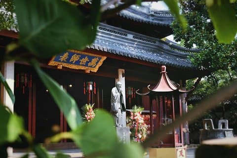 Eine neue Erfahrung des alten traditionellen Shanghai (privat)