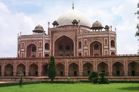 Ganztägige Besichtigungstour durch Alt- und Neu-Delhi