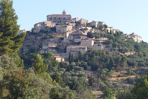 Luberon, Roussillon & Gordes Half-Day Tour from Avignon