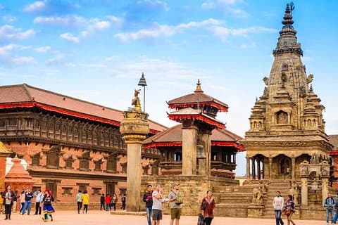 Full Day Boudhanath, Pashupatinath och Bhaktapur Durbar Square Tours