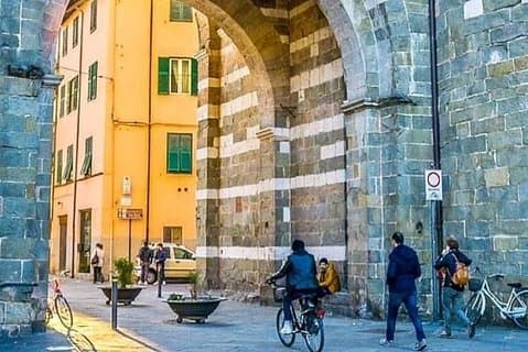 Privat tur: Pisa og Lucca fra Firenze