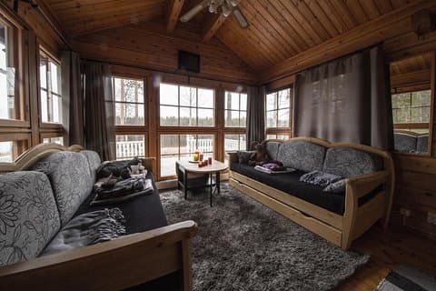 Privat rundvisning: Lappish aften (sauna, jacuzzi og middag)