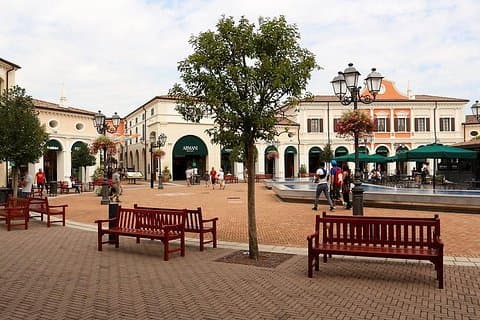 Halve dag Venetië cruise terminal kustexcursie outlet dorp