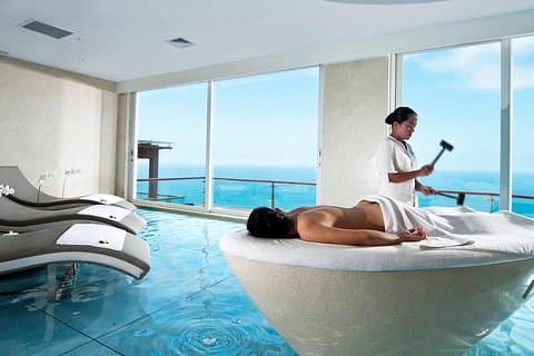 Edge Bali Spa-behandeling met toegang tot het zwembad en welkomstdrankje