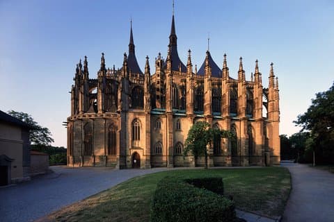 Kutna Hora Halvdag, inkludert Bone kirke og St. Barbara katedral