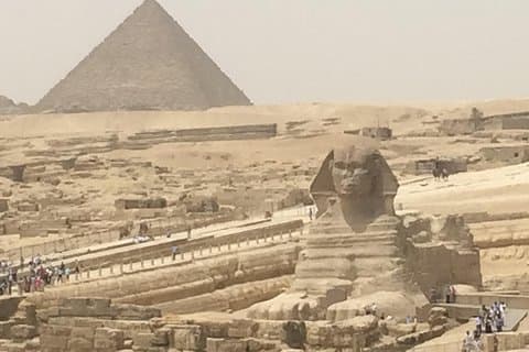 Schnelle und einfache Tour durch ägyptische Pyramiden und Sphinx von Kairo aus