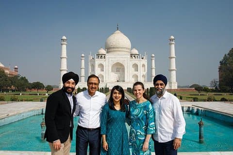 Privado - Excursión de un día a Agra Taj Mahal Fortaleza de Agra con almuerzo desde Delhi