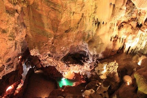 Natural Heritage, Caves, Water Springs and Salt Pans from Nazaré