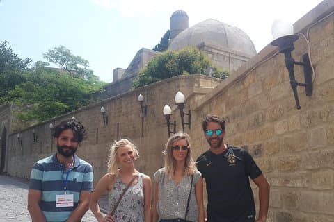 Baku Old Town Walking Tour med en lokal