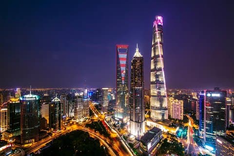 Private Shanghai City Highlight Day Tour and Huangpu River Cruise