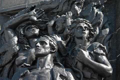 Private Jewish Warsaw Tour with social-distance bus