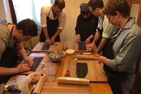 Florenz Pasta Class Saisonale Zutaten mit Wein
