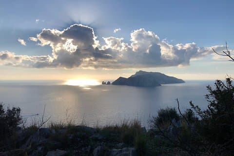 Expérience de randonnée - Vue sur la côte de Sorrente Punta Campanella Capri