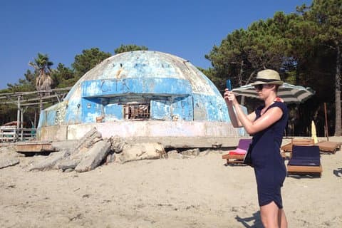 Tour di un giorno intero nei bunker e sulle spiagge dell'Albania, da Tirana