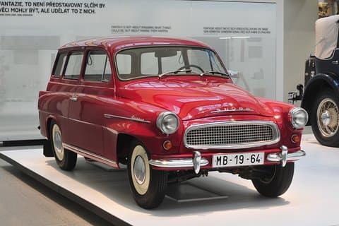 Skoda bilmuseum privat tur - halvdagstur fra Praha