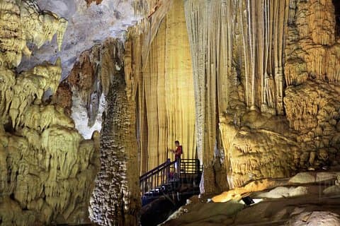 Visite de la grotte paradisiaque et de la grotte sombre 1 jour
