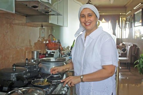 Grant Road Market Tour & Parsi Hjemmelavet madlavningskursus i Mumbai