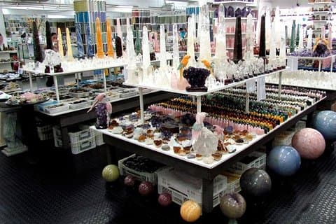 Semiprecious Gemstones Shopping Tour met ophalen en inleveren van hotel