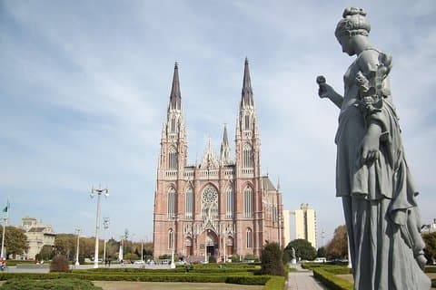 Discover La Plata: A Guided Architectural and Sightseeing Tour