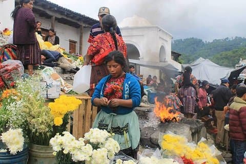 Recorrido de 4 días: Ciudad de Guatemala, Antigua, mercado de Chichicastenango y lago Atitlán