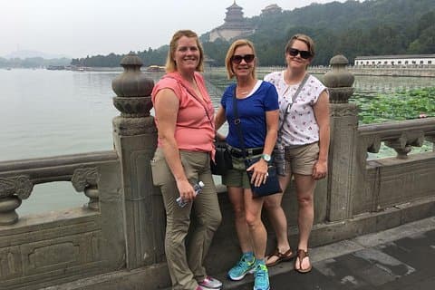2 Tage Sightseeing Höhepunkte in Peking Kombipaket mit Mittagessen