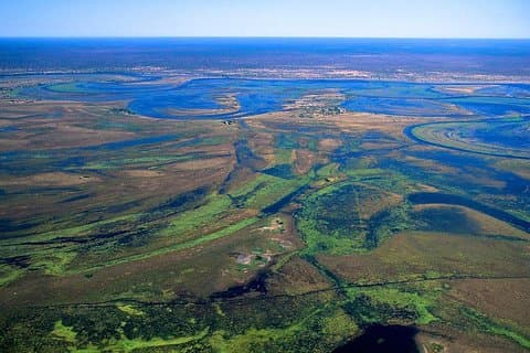7 jours et 6 nuits Victoria Falls to Delta de l'Okavango-Maun