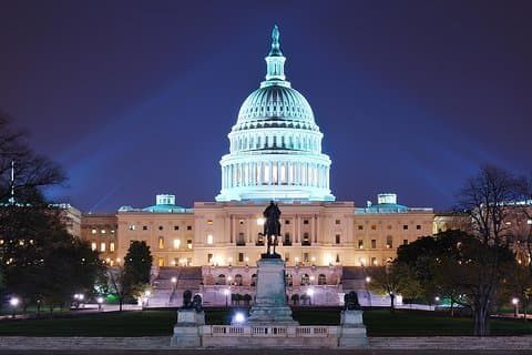 夜の観光ワンダーツアーの後のワシントンDC