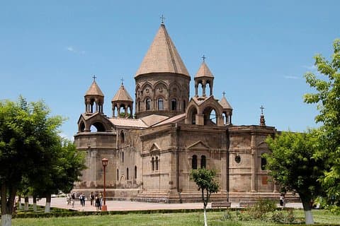 Ejmiadzin (St.Ripsime, St.Gayane, Kathedrale, Zvartnots)