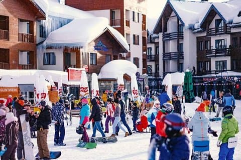 Excursion d'une journée à la station de ski Gudauri au départ de Tbilissi