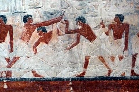 Privat guidet tur til familier til Saqqara Dahshur og Giza, herunder kamelridning og frokost fra Kairo