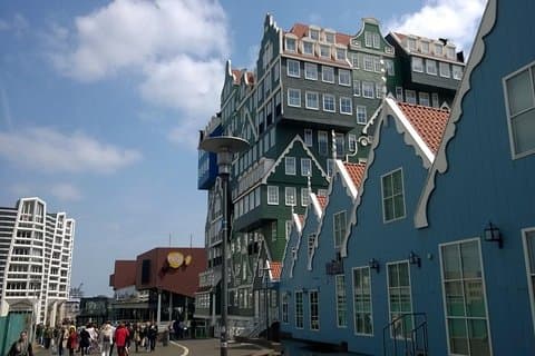 Tour privado de degustación e historia de los alimentos holandeses en Zaandam desde Amsterdam