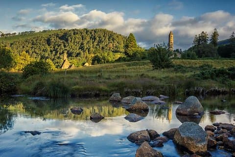 Glendalough og Dublin City Excursion - Send til land