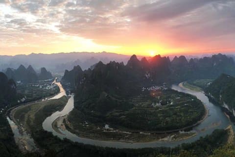 Excursión privada de medio día a la colina Yangshuo Damian (Gou Po)