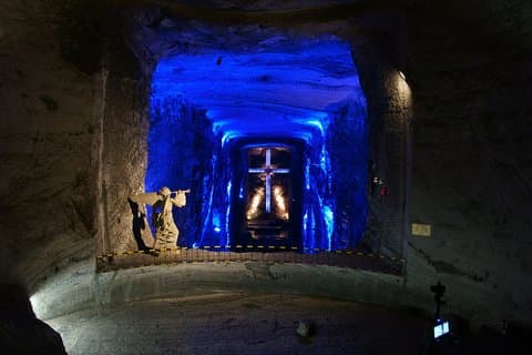 Un jour la cathédrale de sel de Zipaquirá, vous ne pouvez pas manquer cette merveille de la Colombie