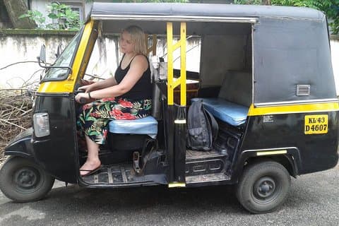 Tuk-Tuk Shopping Tour in Kochi – Spices,Crafts,Silks & Souvenirs
