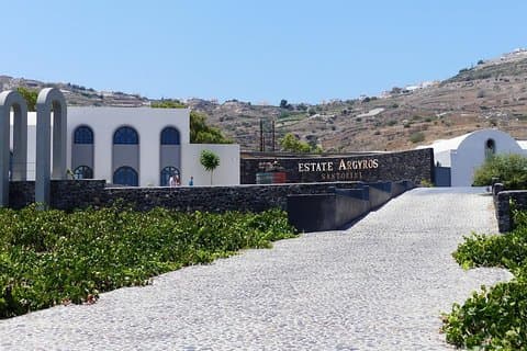 Dégustation de vins de Santorin et excursion au coucher de soleil en petit groupe