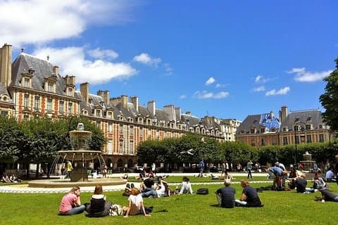 Explora Le Marais como un local - Paseo privado a pie