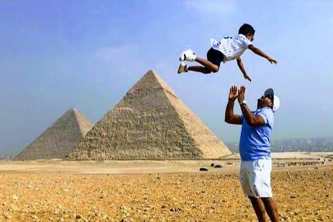 Meio dia, grandes pirâmides, e, esfinge