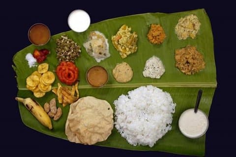 Sydindisk middag med en lokal familie i Pondicherry