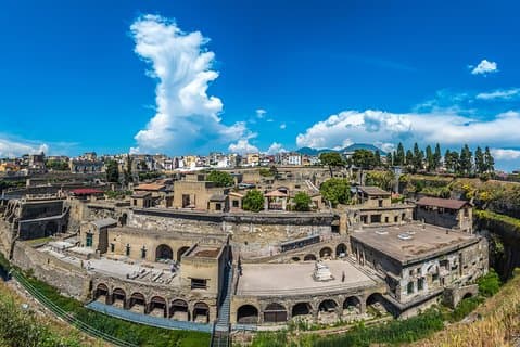 Pompeji, Herkulaneum und Weingut am Vesuv mit einem Archäologen