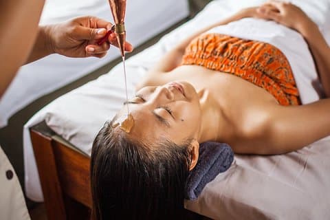 Shirodhara – 90min de flux ayurvédique